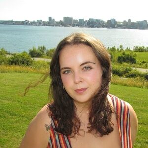 Meet your Posher, Raegan